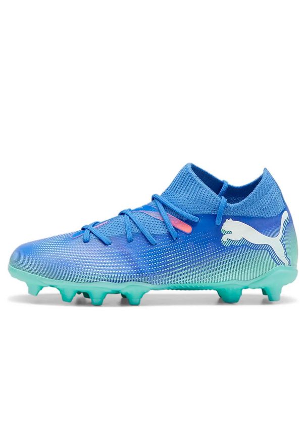 Buty Piłkarskie Puma Future 7 Match Fg/Ag Jr Dzieci. Zapięcie: sznurówki. Kolor: zielony, niebieski, wielokolorowy. Materiał: materiał. Szerokość cholewki: normalna. Sport: piłka nożna