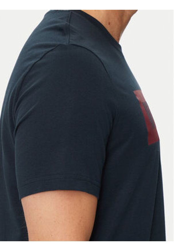 Mustang T-Shirt Austin 1014749 Szary Regular Fit. Kolor: szary. Materiał: bawełna