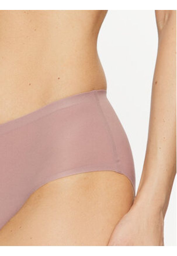 Chantelle Figi klasyczne Soft Stretch C26440 Beżowy. Kolor: beżowy. Materiał: syntetyk