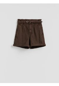Reserved - Jeansowe szorty z paskiem - dark grey jeans. Materiał: jeans #1
