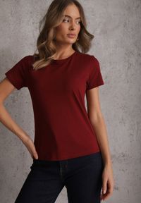 Renee - Bordowy T-shirt z Bawełny z Okrągłym Dekoltem Nedima. Okazja: na co dzień. Kolor: czerwony. Materiał: bawełna. Styl: klasyczny, casual #8