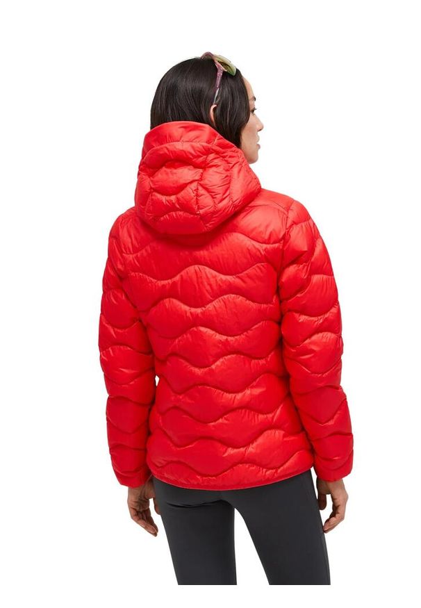 Kurtka Peak Performance puchowa damska Helium Down Hood Jacket czerwona - S. Kolor: czerwony. Materiał: puch