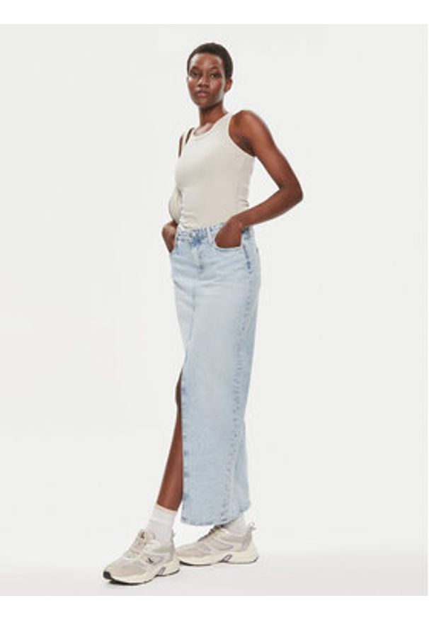 Calvin Klein Jeans Spódnica jeansowa J20J222814 Niebieski Regular Fit. Kolor: niebieski. Materiał: jeans, bawełna