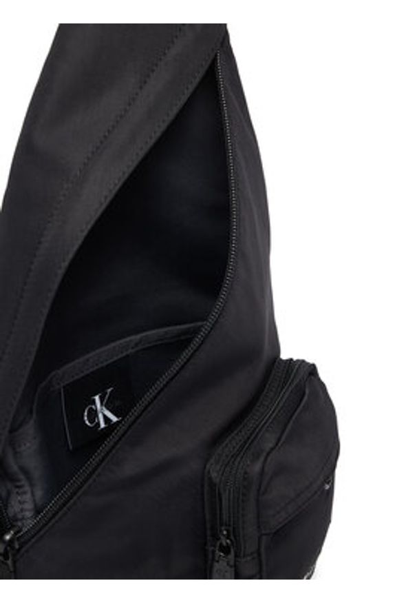 Calvin Klein Plecak Bold N/S Sling LV04D3457G Czarny. Kolor: czarny. Materiał: materiał