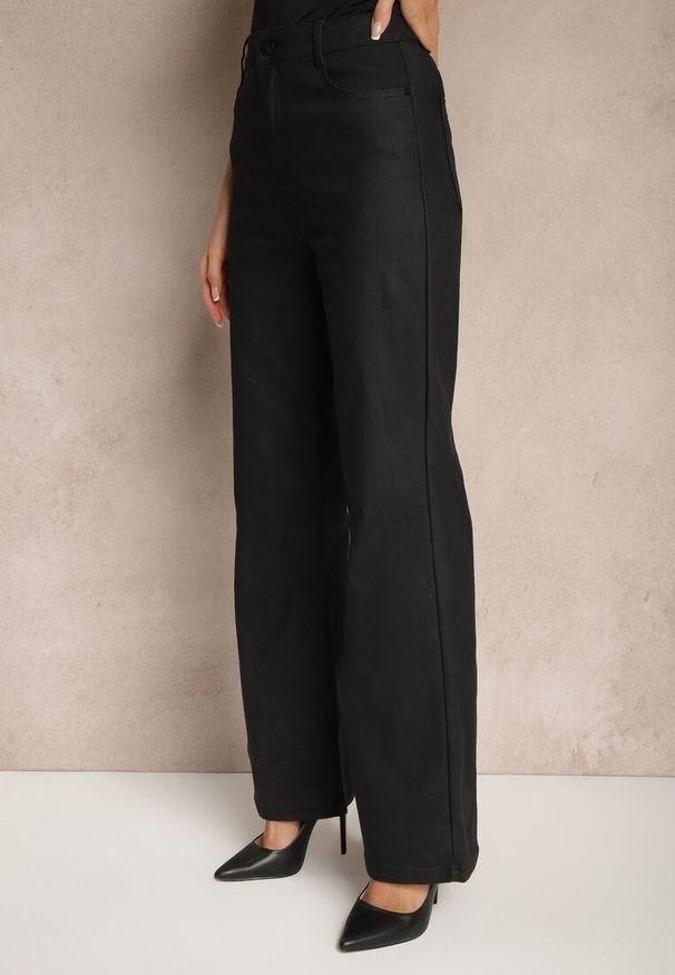 Renee - Czarne Spodnie o Szerokim Kroju High Waist z Ekoskóry Noralys. Okazja: na spotkanie biznesowe, na co dzień. Stan: podwyższony. Kolor: czarny. Styl: elegancki, biznesowy, casual