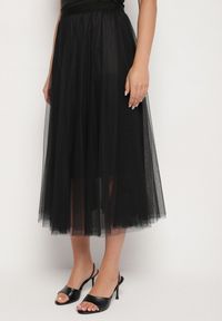 Born2be - Czarna Tiulowa Spódnica o Rozkloszowanym Kroju Rallasea. Okazja: na co dzień, na imprezę. Kolor: czarny. Materiał: tiul. Styl: elegancki, casual