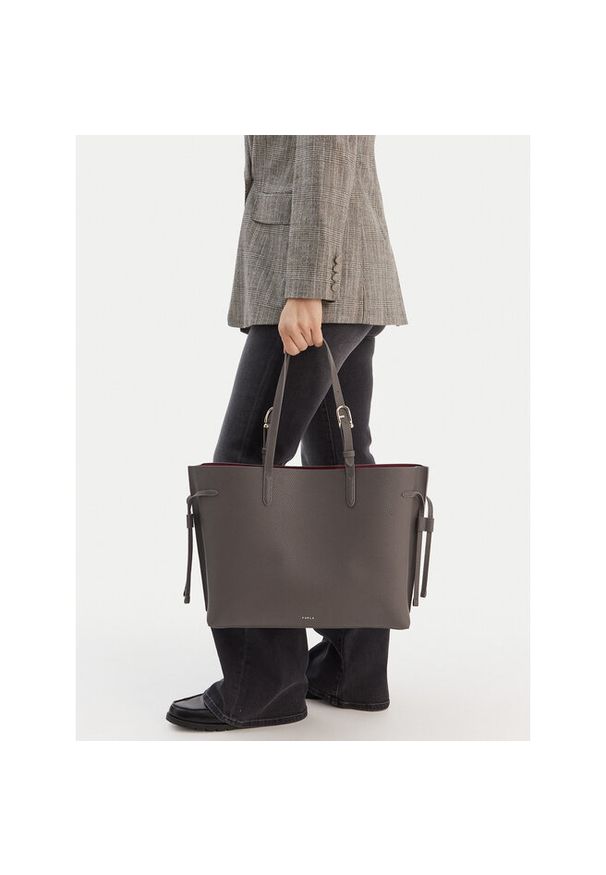 Torebka Furla. Kolor: szary