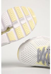 On Running - On-running - Buty Cloudswift. Nosek buta: okrągły. Zapięcie: sznurówki. Kolor: biały. Materiał: syntetyk, materiał, guma. Szerokość cholewki: normalna. Obcas: na obcasie. Wysokość obcasa: niski. Sport: bieganie #3