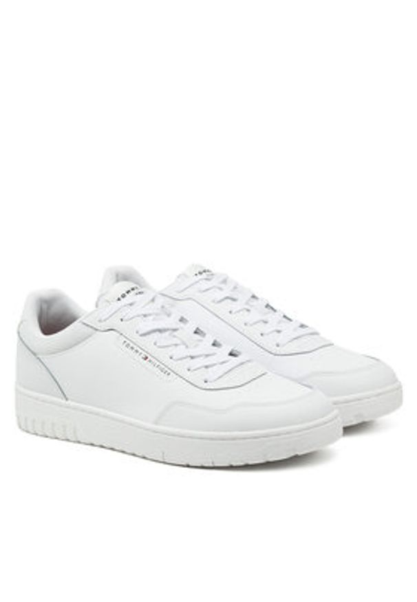 TOMMY HILFIGER - Tommy Hilfiger Sneakersy Th Basket Core Lth Pinperf FM0FM05466 Biały. Kolor: biały. Materiał: skóra