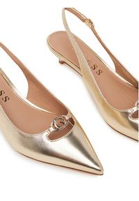 Guess Sandały FLTJES LEM05 Złoty. Kolor: złoty. Materiał: skóra