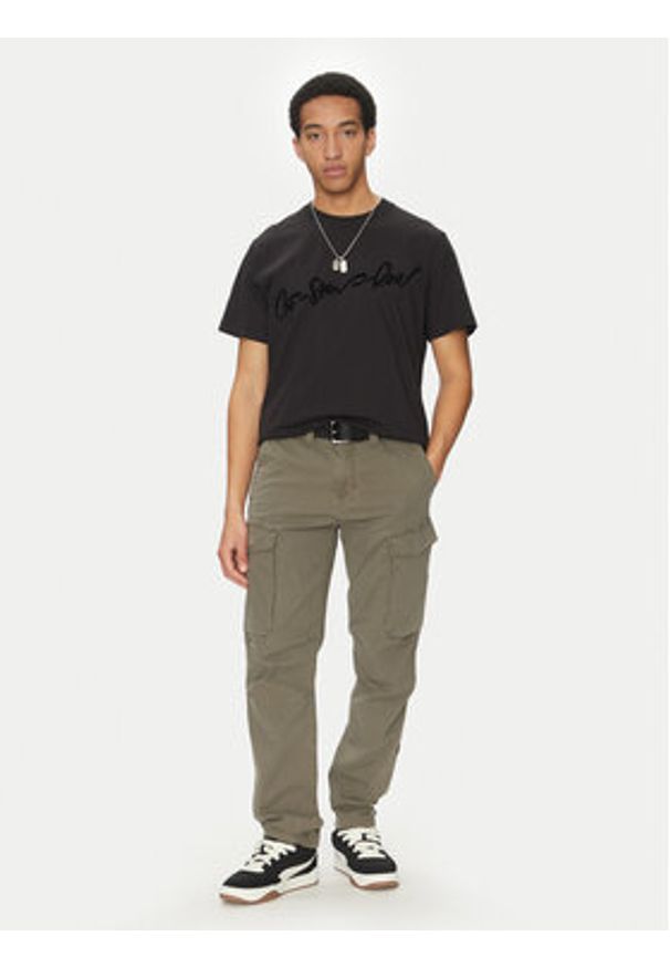G-Star RAW - G-Star Raw Joggery Core D24309-D920 C496 Khaki Regular Fit. Kolor: brązowy. Materiał: syntetyk