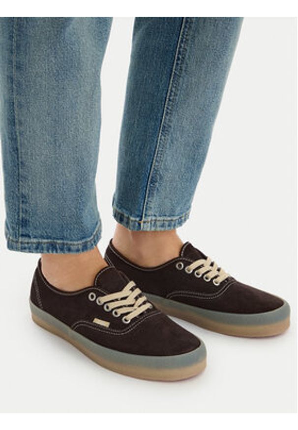 Vans Tenisówki Authentic VN000D7Y3N11 Brązowy. Kolor: brązowy. Materiał: zamsz, skóra