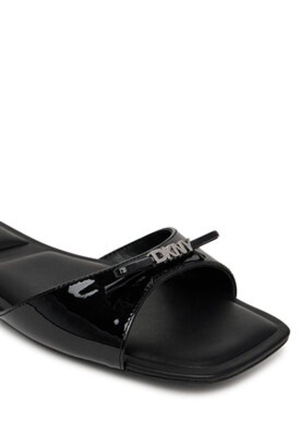 DKNY Sandały Dazey Flat Ankle Strap K1599651 Czarny. Kolor: czarny. Materiał: skóra