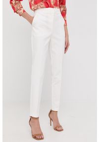 Marciano Guess spodnie damskie kolor biały dopasowane high waist. Stan: podwyższony. Kolor: biały