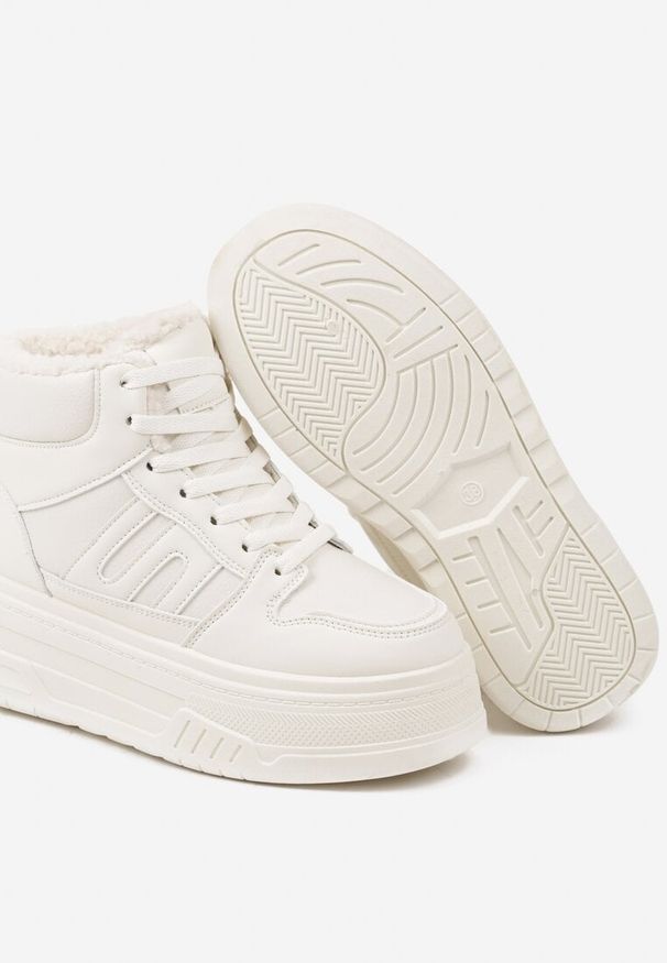 Renee - Beżowe Sneakersy na Platformie Mocno Ocieplane Futerkiem Lealwen. Okazja: na co dzień. Kolor: beżowy. Materiał: futro. Obcas: na platformie