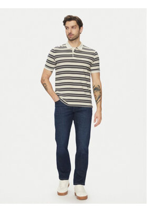 Marc O'Polo Polo 522 2068 53040 Beżowy Regular Fit. Typ kołnierza: polo. Kolor: beżowy. Materiał: bawełna