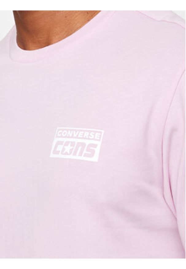 Converse T-Shirt M Cons Tee 10021134-A26 Fioletowy Regular Fit. Kolor: fioletowy. Materiał: bawełna