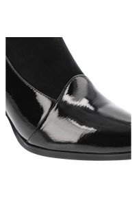 Czarne Botki S.Barski Damskie Modne Obuwie. Zapięcie: zamek. Kolor: czarny. Materiał: skóra ekologiczna, lakier, materiał. Obcas: na obcasie. Styl: klasyczny, elegancki. Wysokość obcasa: średni #8