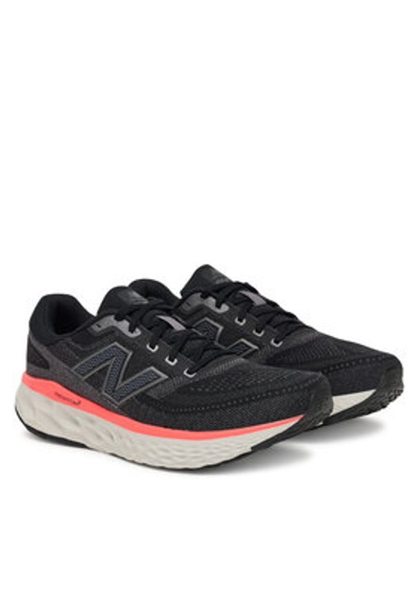New Balance Buty do biegania Evoz MEVOZRU4 Czarny. Kolor: czarny. Materiał: materiał
