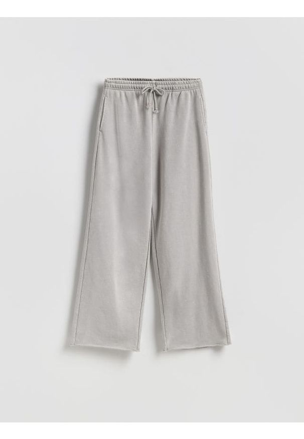 Reserved - Spodnie z bawełną - ciemnoszary. Kolor: szary. Materiał: bawełna