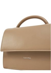 Calvin Klein Torebka Ck Linn Top Handle Crossbody K60K613162 Beżowy. Kolor: beżowy. Materiał: skórzane #4