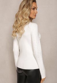 Renee - Biały Wiskozowy Sweter w Cyrkonie Sylvarielle. Kolor: biały. Materiał: wiskoza. Długość rękawa: długi rękaw. Długość: długie #5