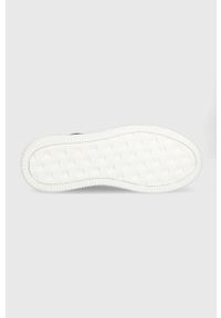 Calvin Klein Jeans sneakersy skórzane Chunky Cupsole Laceup Low YW0YW00701.00T kolor czarny. Nosek buta: okrągły. Zapięcie: sznurówki. Kolor: czarny. Materiał: skóra. Obcas: na platformie #5