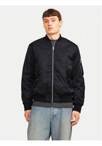 Jack & Jones - Jack&Jones Kurtka bomber Ocean 12256857 Czarny Regular Fit. Kolor: czarny. Materiał: syntetyk