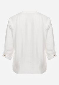 Born2be - Biała Bluzka Ozdobiona Guzikami i Haftowanymi Kwiatami Delmana. Okazja: na co dzień. Kolekcja: plus size. Kolor: biały. Materiał: materiał, tkanina. Wzór: kwiaty, haft, aplikacja. Sezon: lato. Styl: casual, klasyczny #2