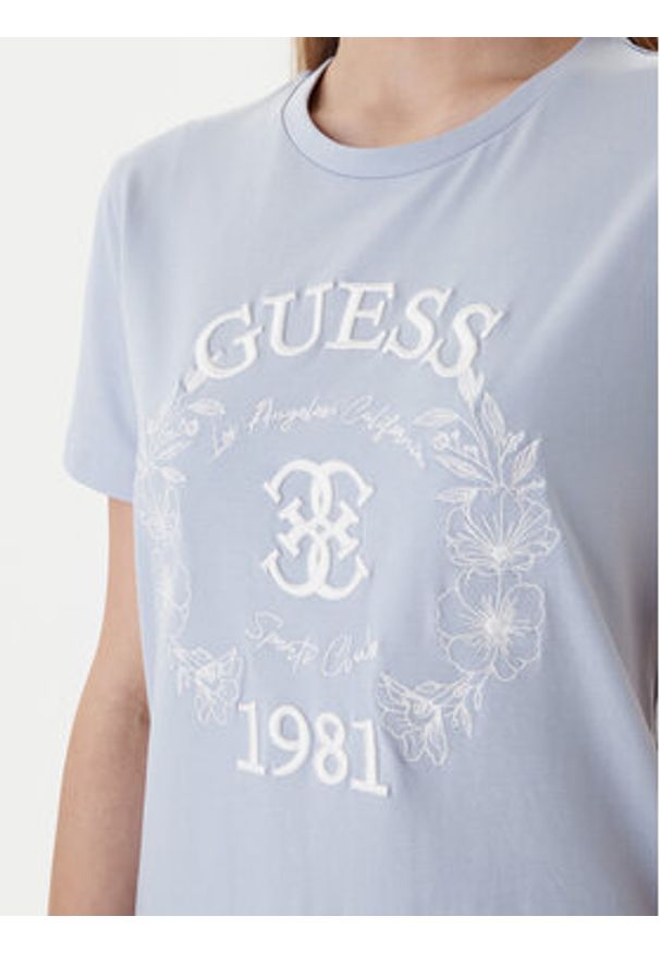 Guess T-Shirt V6RI12 J1314 Błękitny Regular Fit. Kolor: niebieski. Materiał: bawełna