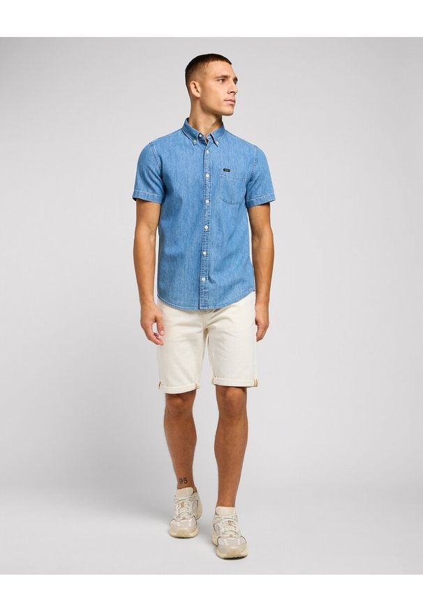 Lee - LEE BUTTON DOWN SS MĘSKA KOSZULA SHASTA BLUE 112349963 L886015637. Typ kołnierza: button down