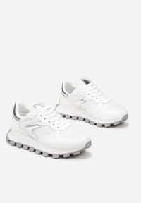 Born2be - Białe Sneakersy na Grubej Podeszwie z Metalicznym Wstawkami i Przeszyciami Vinale. Kolor: biały