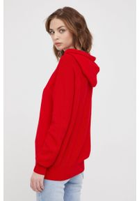 United Colors of Benetton sweter bawełniany damski kolor czerwony lekki. Typ kołnierza: kaptur. Kolor: czerwony. Materiał: bawełna. Długość rękawa: raglanowy rękaw