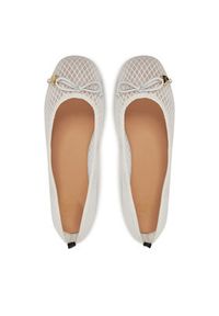 Love Moschino - LOVE MOSCHINO Baleriny JA11051G0MIQ0100 Biały. Kolor: biały. Materiał: materiał #4