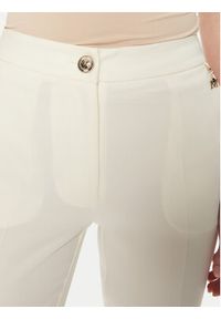 Marciano Guess Spodnie materiałowe 5RGB03 7115A Biały Slim Fit. Kolor: biały. Materiał: syntetyk