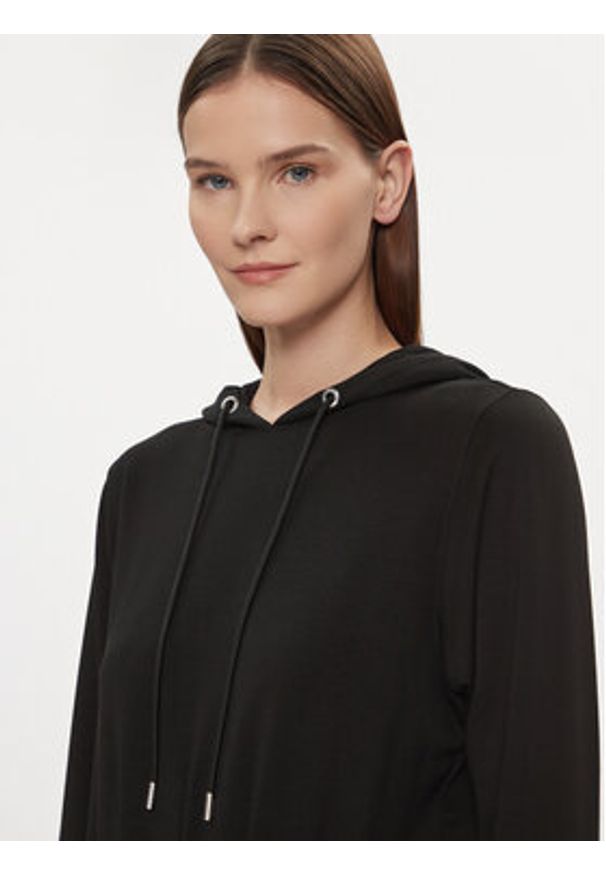 DKNY Sport Sukienka dzianinowa DP3D4832 Czarny Relaxed Fit. Kolor: czarny. Materiał: syntetyk. Typ sukienki: sportowe. Styl: sportowy