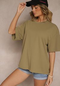 Renee - Ciemnobeżowa Koszulka T-shirt Basic Palenitia. Okazja: na co dzień. Kolor: beżowy. Styl: klasyczny, casual