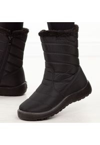 Czarne zimowe wodoodporne śniegowce damskie Jezzi 74839. Okazja: na spacer. Kolor: czarny. Materiał: tkanina. Szerokość cholewki: normalna. Sezon: zima. Styl: elegancki, klasyczny #1