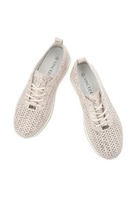 Sneakersy damskie Vinceza, ze skóry naturalnej zamszowej ażurowa cholewka sznurowanie lekka platforma casual, beżowe, 95387. Okazja: na co dzień. Zapięcie: sznurówki. Kolor: beżowy. Materiał: skóra, zamsz. Szerokość cholewki: normalna. Wzór: ażurowy. Obcas: na platformie. Styl: casual #3