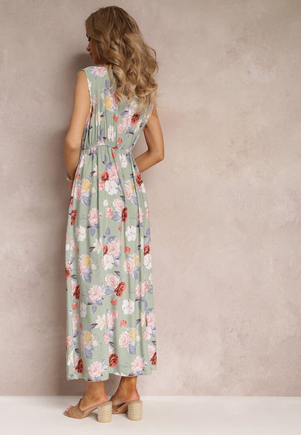 Renee - Jasnozielona Sukienka Maxi w Kwiaty z Gumką w Talii Kaleita. Kolor: zielony. Materiał: bawełna, tkanina. Długość rękawa: bez rękawów. Wzór: kwiaty. Sezon: lato. Długość: maxi