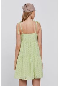 TALLY WEIJL - Tally Weijl - Sukienka. Kolor: zielony. Materiał: tkanina. Długość rękawa: na ramiączkach. Wzór: gładki. Typ sukienki: rozkloszowane. Długość: mini #3