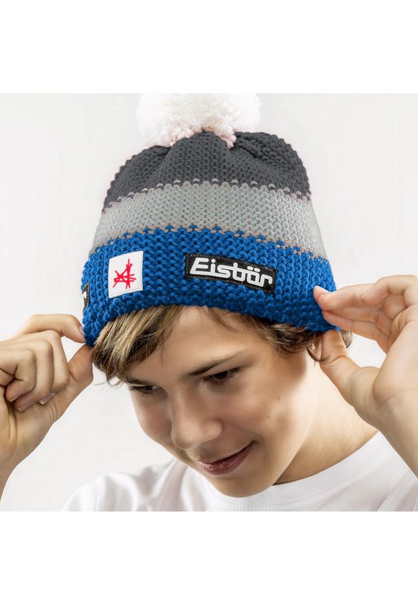 Czapka dziecięca Eisbar Star Pompon MÜ SA. Kolor: niebieski. Materiał: wełna. Styl: sportowy