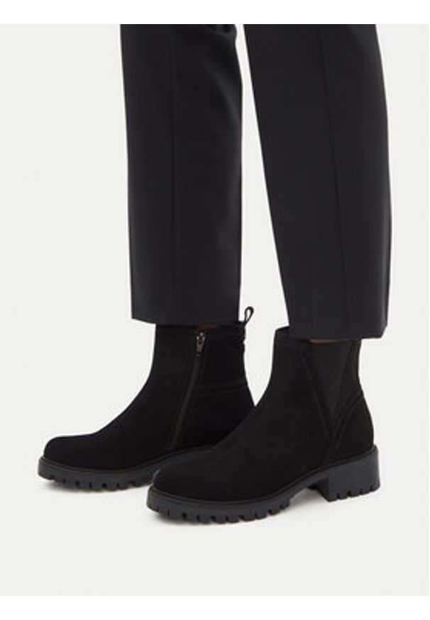 Lasocki Botki CEO-WI16-D-466-02 Czarny. Kolor: czarny. Materiał: skóra, zamsz