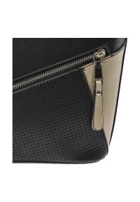 ILF - Czarna Torebka Damska Ilf Klasyczna Listonoszka. Kolor: czarny. Wzór: aplikacja. Materiał: skórzane. Styl: klasyczny #4