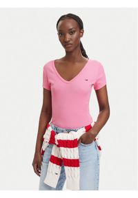 Tommy Jeans T-Shirt Essential DW0DW17385 Różowy jasny Slim Fit. Kolor: różowy. Materiał: bawełna #1