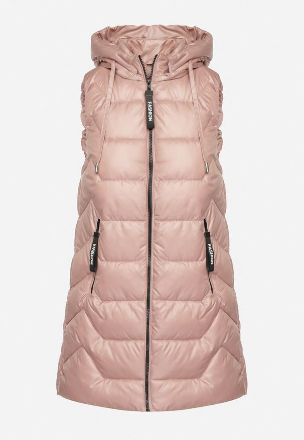 Born2be - Różowa Kamizelka z Odpinanym Kapturem Pikowana z Kieszeniami Quillasa. Kolor: różowy. Materiał: materiał. Sezon: wiosna, jesień