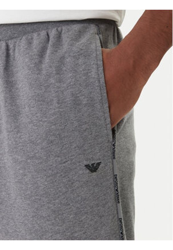Emporio Armani Underwear Dres EM001385 AF18887 O8027 Szary Regular Fit. Kolor: szary. Materiał: bawełna