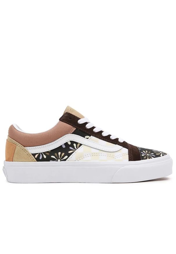 Buty Vans Divine Energy Old Skool Patchwork VN0A7Q4PAS01 - multikolor. Okazja: na co dzień. Zapięcie: sznurówki. Kolor: wielokolorowy. Materiał: zamsz, materiał, guma. Szerokość cholewki: normalna. Wzór: nadruk. Model: Vans Old Skool