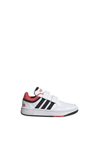 Sneakersy Adidas Sport Hoops 3.0 Cf C Dzieci. Okazja: na uczelnię, na co dzień. Kolor: czerwony, biały, wielokolorowy, czarny. Materiał: syntetyk. Sport: joga i pilates