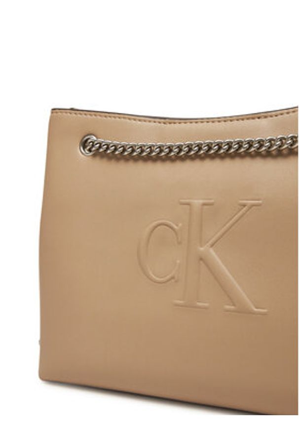 Calvin Klein Jeans Torebka Sculpted Chain Shoulder Bag LV04K3163G Beżowy. Kolor: beżowy. Materiał: skórzane